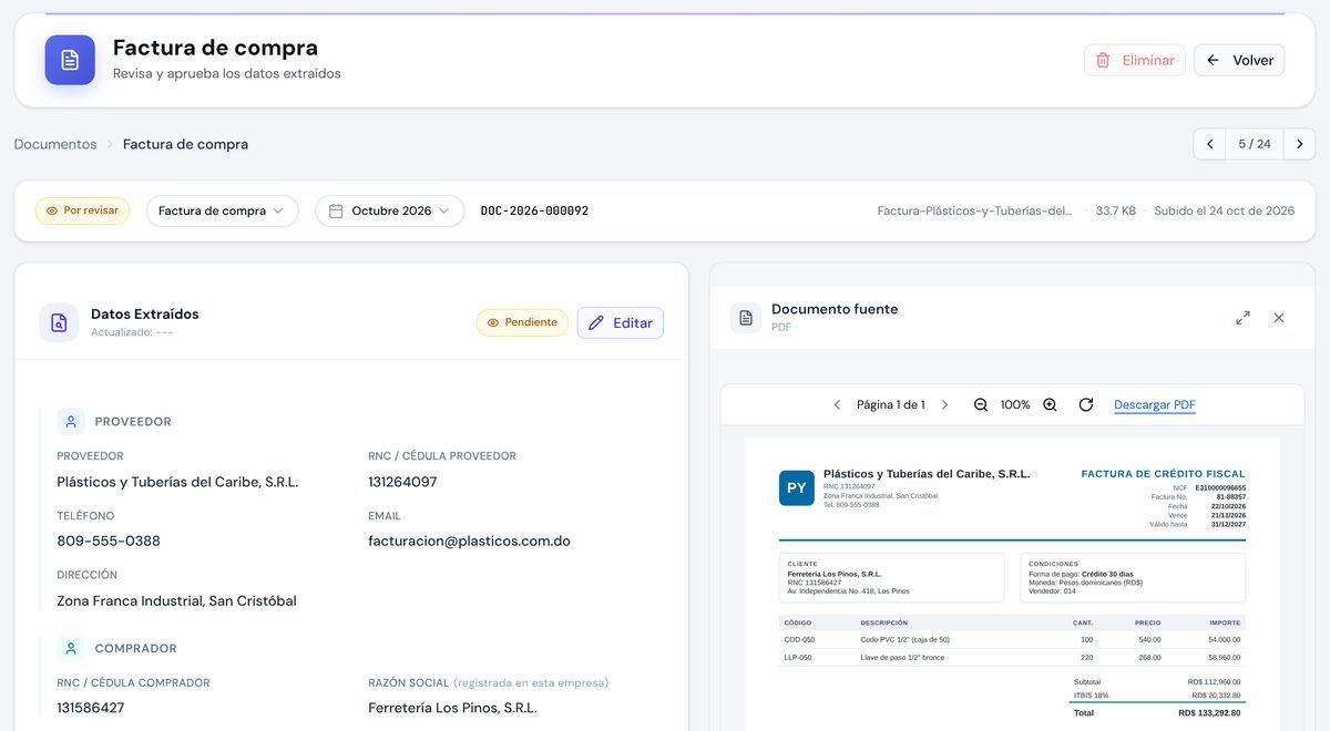 Factura de compra con los datos extraídos por la IA junto al PDF del proveedor